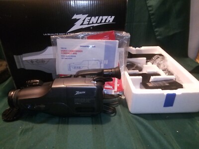 ZENITH VM6190 VHS-C Video Camera, Accessories AND Camera Bag  WP178