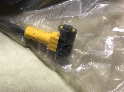 NEW TURCK PKW 3Z-8/S90 PICOFAST SNAP-ON CONNECTOR CORDSET U0067-1 - Picture 3 of 4