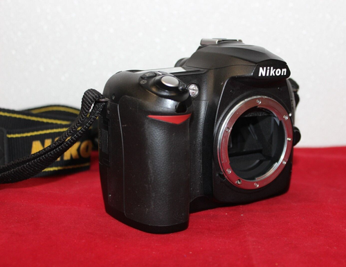 Nikon D50 6.1 MP Digital SLR Camera - Black (Body Only) PARTS/REPAIR - Picture 3 of 12