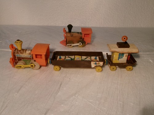 Vintage 1964 Fisher Price Magnetic Chug-Chug Train Wooden Train, Car & Caboose + - Picture 7 of 13