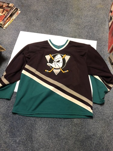 Vintage Mighty Ducks Sweater Sz Large 