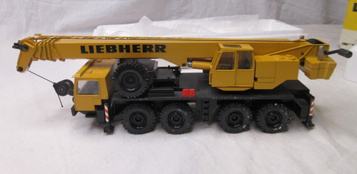Liebherr LTM 1060 Mobile Crane - Vintage Conrad 1/50 Scale Diecast Model Crane - Picture 3 of 11