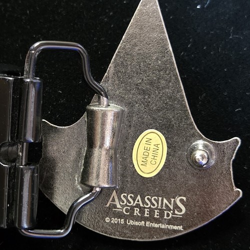 Assassin’s Creed RARE RED Silver Belt Buckle Video Game belt buckle 2018 36-40" - Picture 2 of 4
