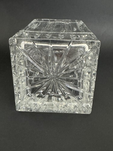 Wedgwood 10" Decanter Signed Full Lead Crystal Square Brandy Liquor with Stopper - Picture 4 of 5