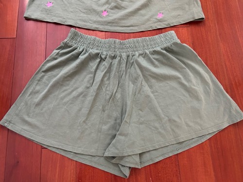 Gap Kids Girls XXL Army Green Pink Star Top XL Flare Shorts EUC Back to School - Picture 3 of 4