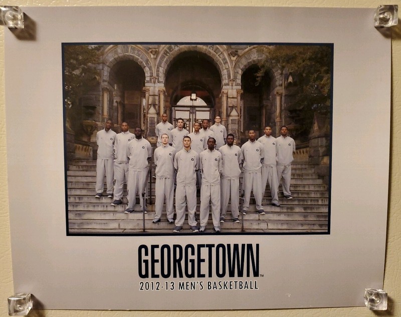 2012-13 GEORGETOWN UNIVERSITY HOYAS MEN'S BASKETBALL TEAM PHOTO - HOYA SAXA 8X10