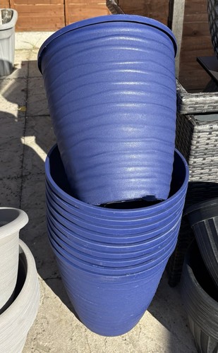 4 X Outdoor Quality Plastic Plant Pots & Tubs Large Blue Ribbed Design 34Cm Tall