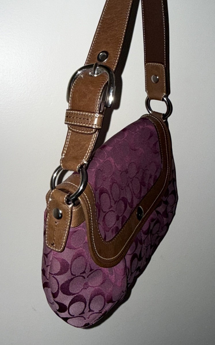 バッグ Coach Soho signature Shoulder Bag Purple Coach Signature Grape Purple Pleated Canvas Flap Shoulder