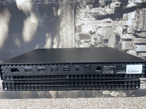 Microsoft Xbox One X 1TB Console - Picture 8 of 9