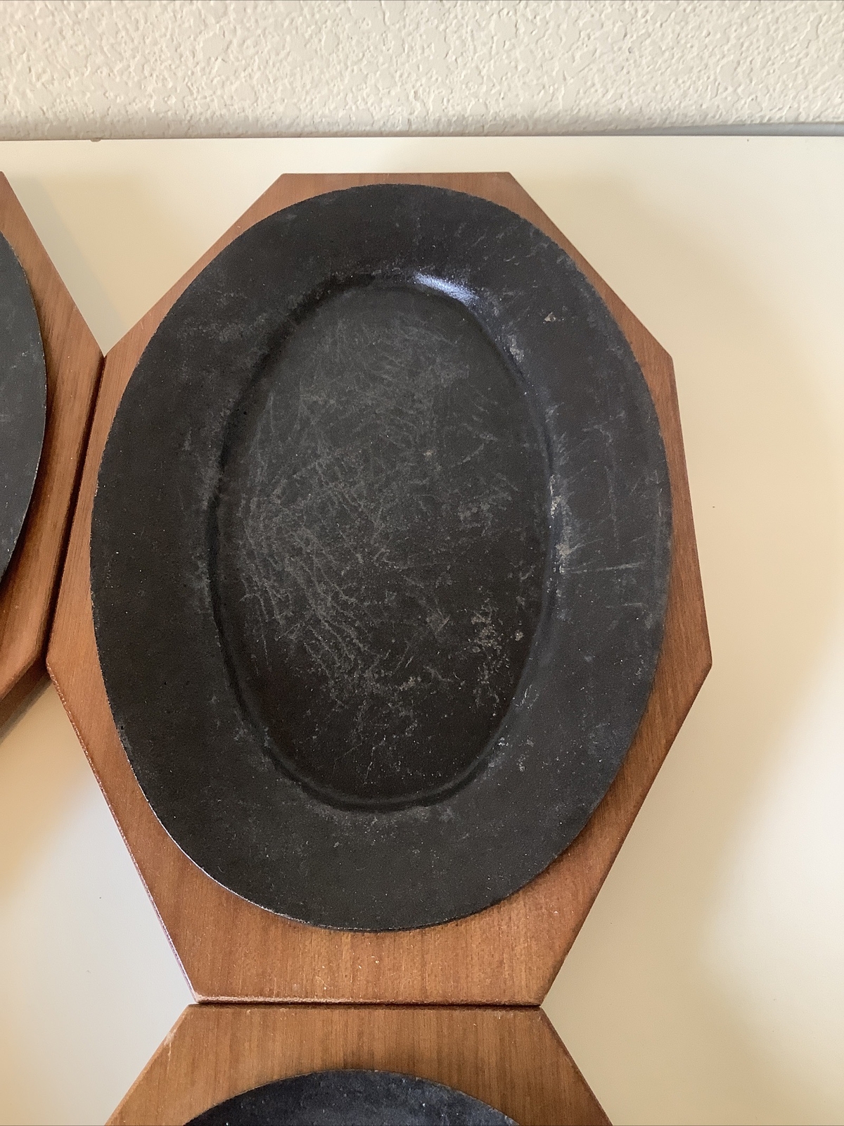 4 Restaurant Sizzling Fajita Serving Skillets Cast Iron With Wood Base eBay