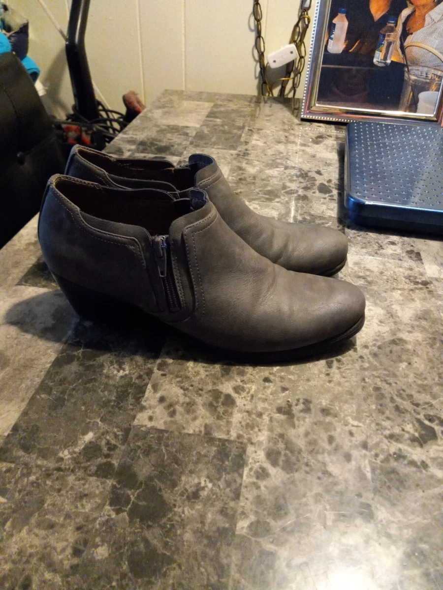 Natural Soul All Thru Comfort Grey Slip on Shoes w Side Zip Size 8M