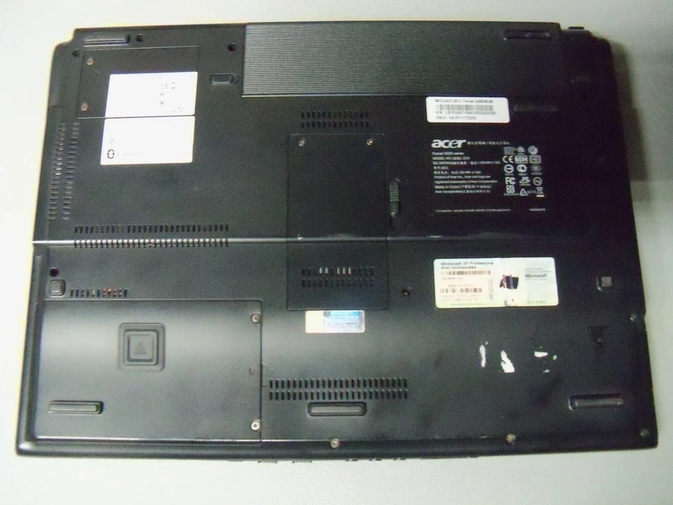 Acer Ferrari 5000- used-tested working (boots to Bios- but locked) - Image 4 of 4