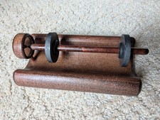 Hermoso juguete de escritorio de madera de colección con revolución levitante magnético hecho en EE. UU.