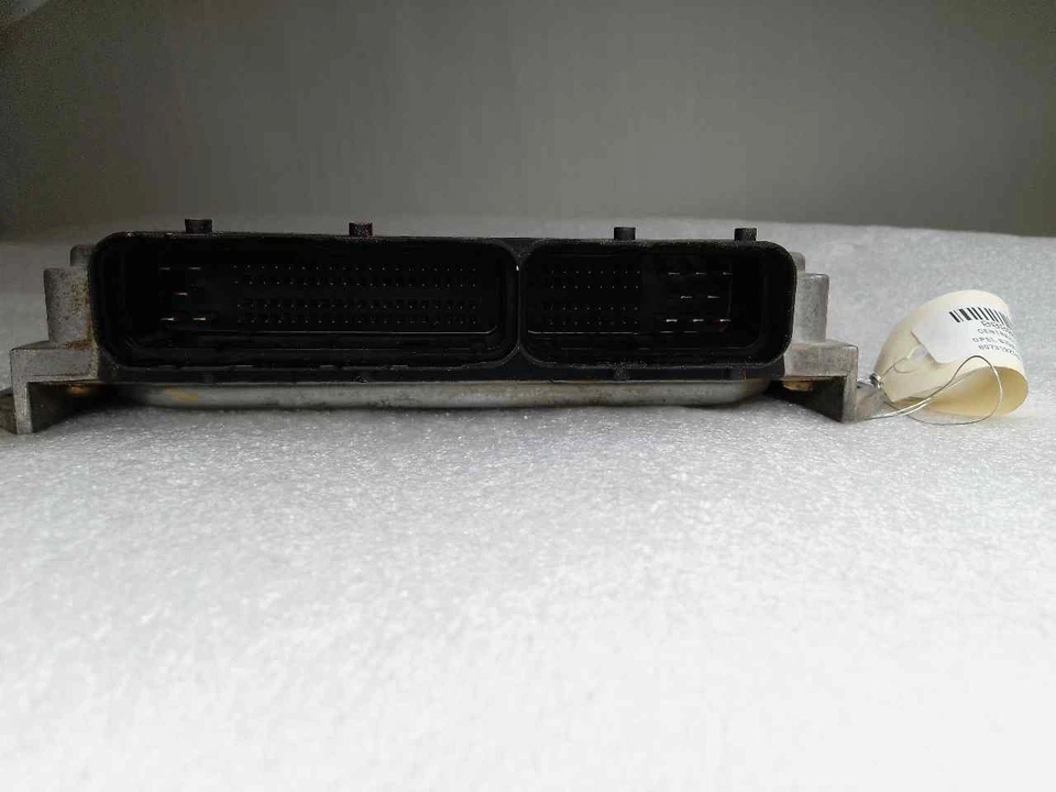 8973192743 centralina motore per OPEL SIGNUM BASICO 2003 499599 - Immagine 2 di 4