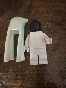 Lego Ghost Minifigure Bluestone the Great Scooby-Doo 75904 Glow In Dark