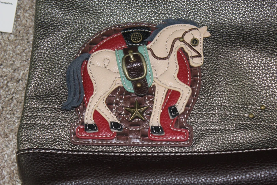 Chala Caballo Dulce Bolso Mensajero Bolso de Mano Cartera Estaño Marrón Ecuestre NUEVO CON ETIQUETAS RARO Foto 2 de 4