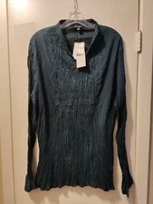 Greater Good Women's Blue-Green Pleated Long Sleeve Blouse Size XXL. P-T-P:23in