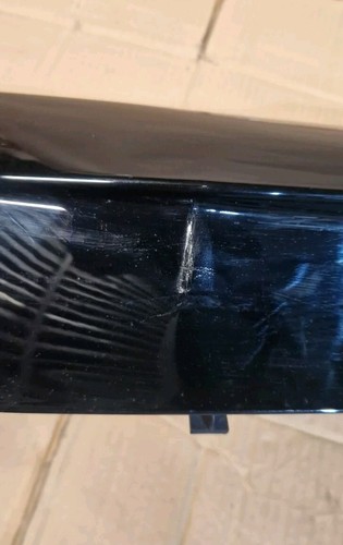 PARAURTI POSTERIORE LAND ROVER RANGE ROVER VELAR L560 MODANATURA CENTRALE PANNELLO RIVESTIMENTO NERO - Foto 5 di 10