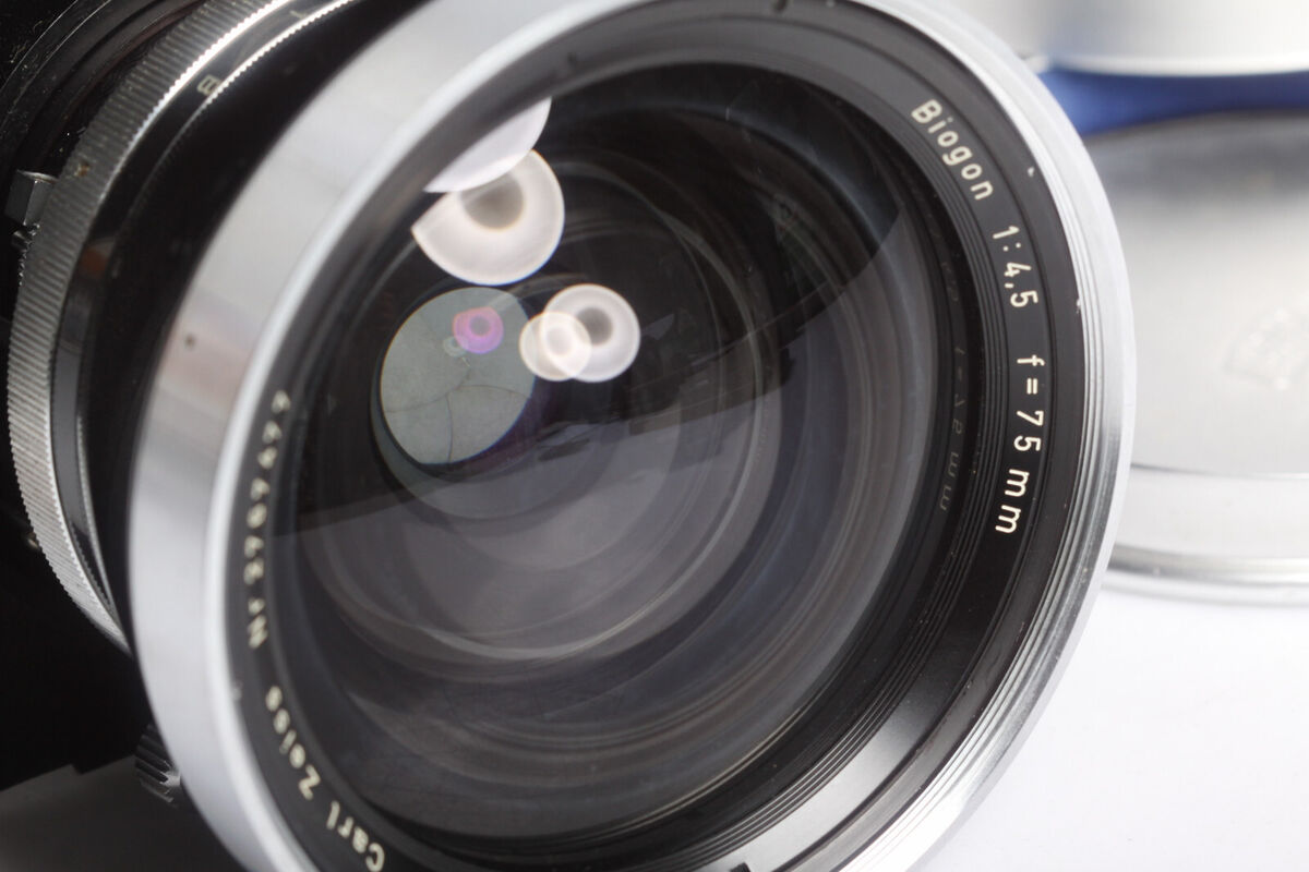 Carl Zeiss Biogon 4,5/75 Linhof auf Linhof Technika 4x5/9x12 Carl Zeiss Biogon 4,5/75 Linhof auf Linhof Technika 4x5/9x12