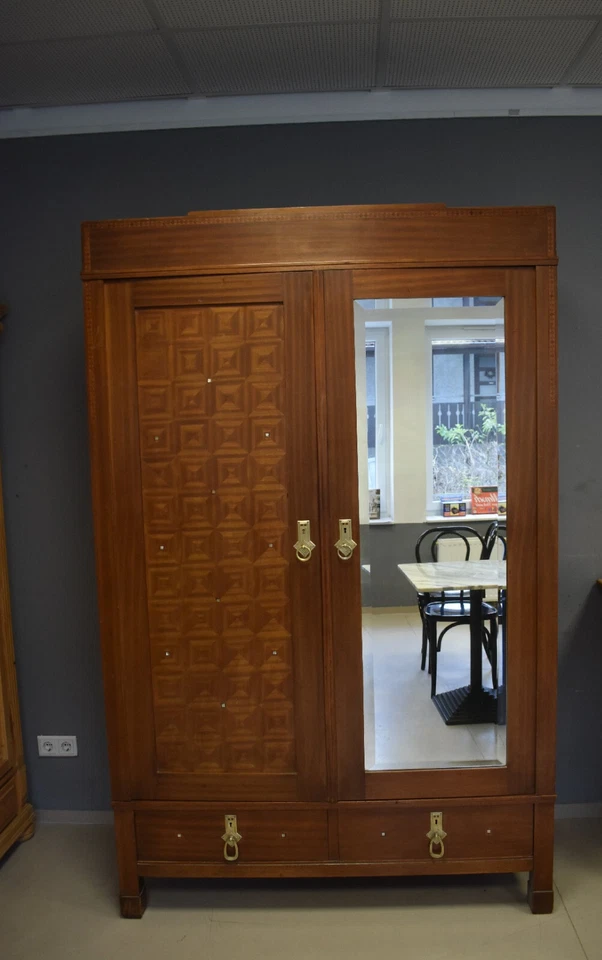 Kleiderschrank - zweitürig - 1 Spiegeltür - Massiv Mahagoni