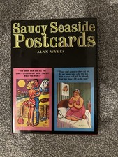 Saucy Seaside pocztówki Alana Wykesa