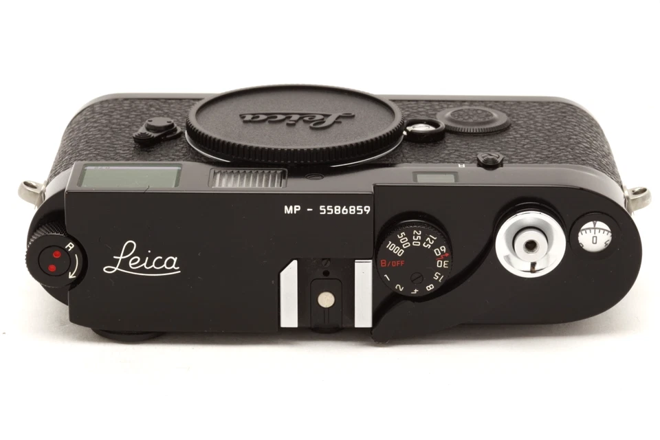 Leica MP 0.72 Rangefinder Camera (Black) #49020 - Image 4 of 4
