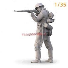 1/35 Resin figure model kit WWII german 1 soldier Unassembled Unpainted New