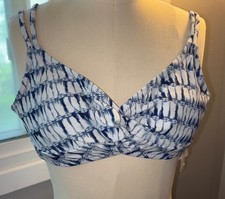 NWT Jessica Simpson Size M Bikini Top - Retail 54.00