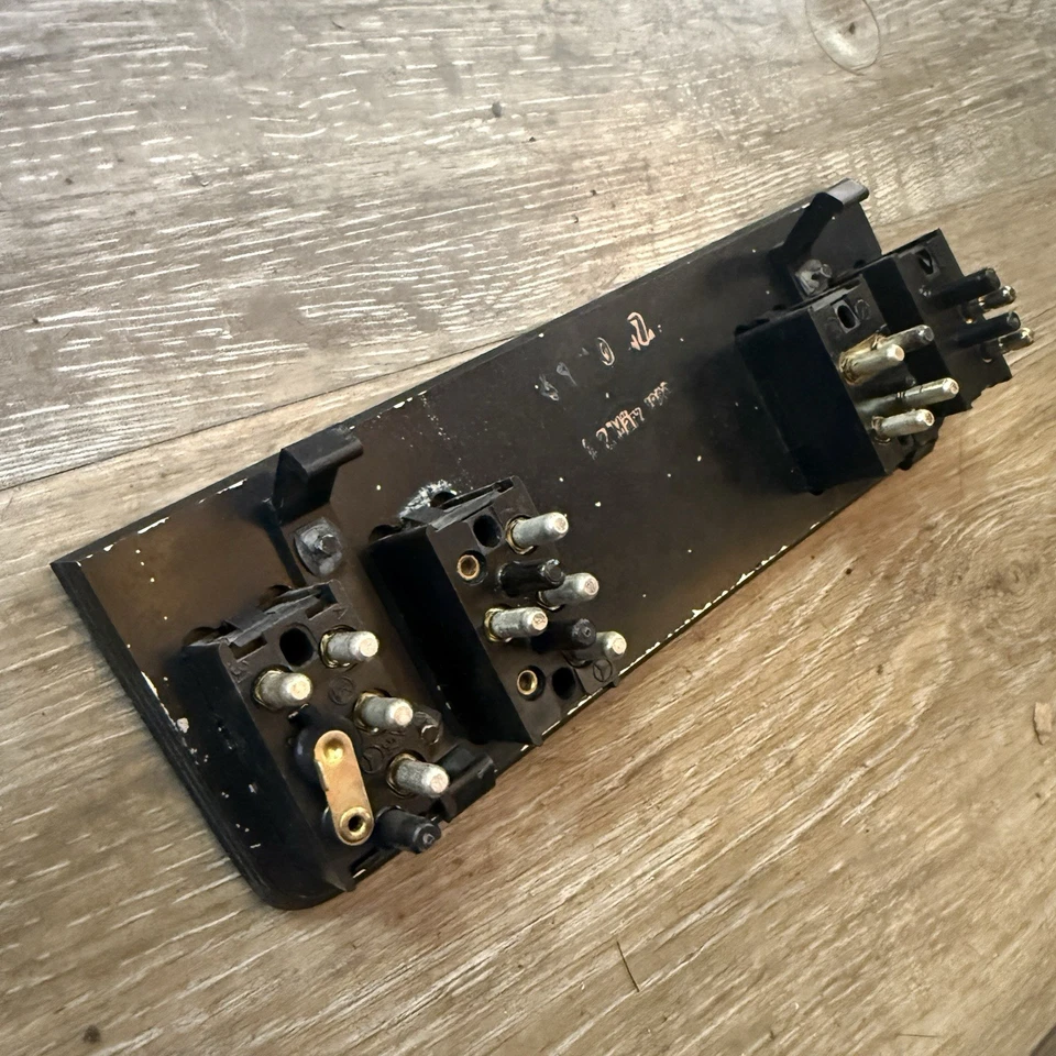 Painel interruptor painel grão de madeira fabricante de equipamento original Mercedes W123 300CD 300TD 280CE 280E - Imagem 4 de 4