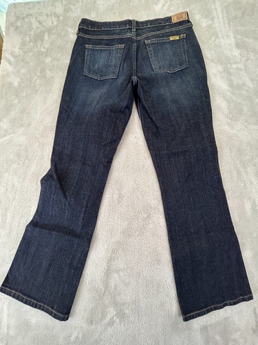 Pantalones de mezclilla Levis Strauss Signature Misses 10 SHORT azules 32" x 29" tiro bajo corte bootcut - Imagen 2 de 6
