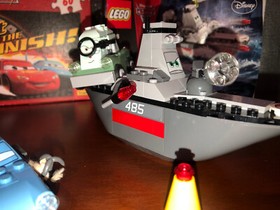 LEGO 8426 Disney Cars 2 Escape at Sea 100% Complete Set & EXTRA LEGO CARS Items!