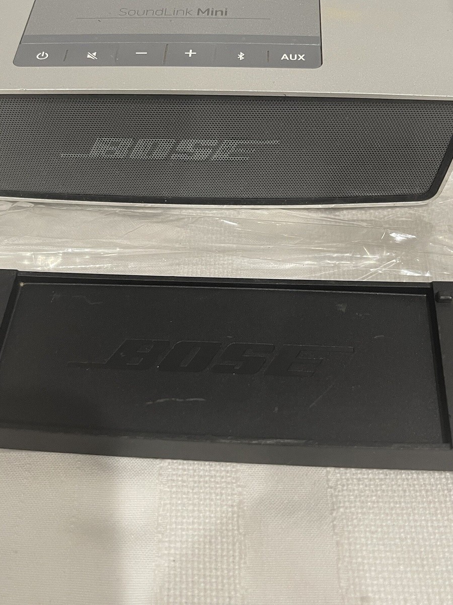 BOSE SoundLink Mini Bluetooth Speaker w/ Charger and Cradle | eBay