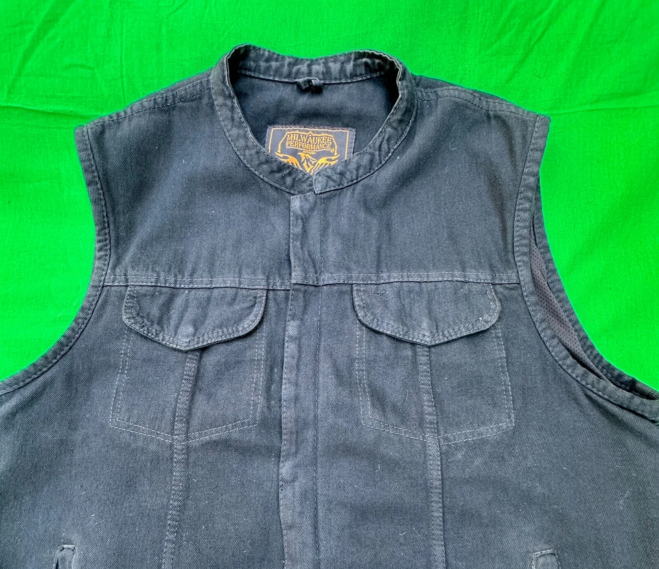 Milwaukee Performance Men's Black Vest Size XL. - Image 3 of 4