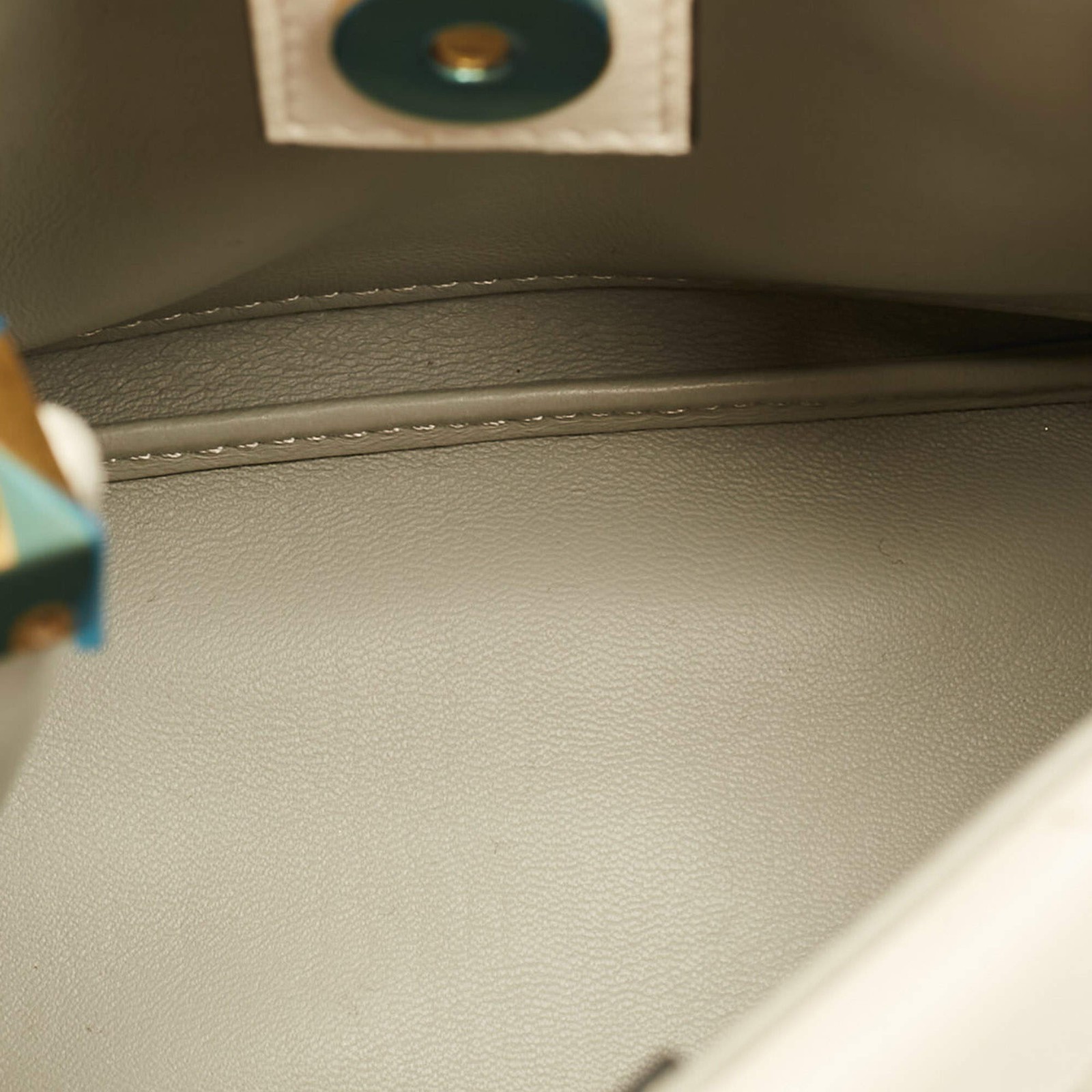 Valentino Roman Stud Small Off White Quilted Leather Top Handle Bag thumbnail 7