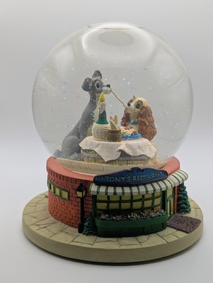 Disney Lady and the Tramp Snowglobe Light-up Music Box ''Bella Notte'' Melody