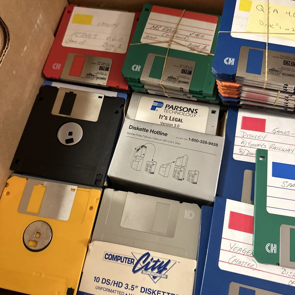 Gran Lote de 800+ Disquetes de 3,5" • Marcas Mixtas • Juegos/Software • Algunos Sellados Foto 2 de 4