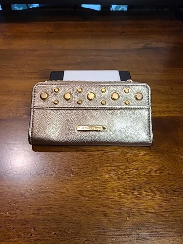 Michael Kors Womens Metallic Gold Pebbled Leather Studded Wallet Excellent!