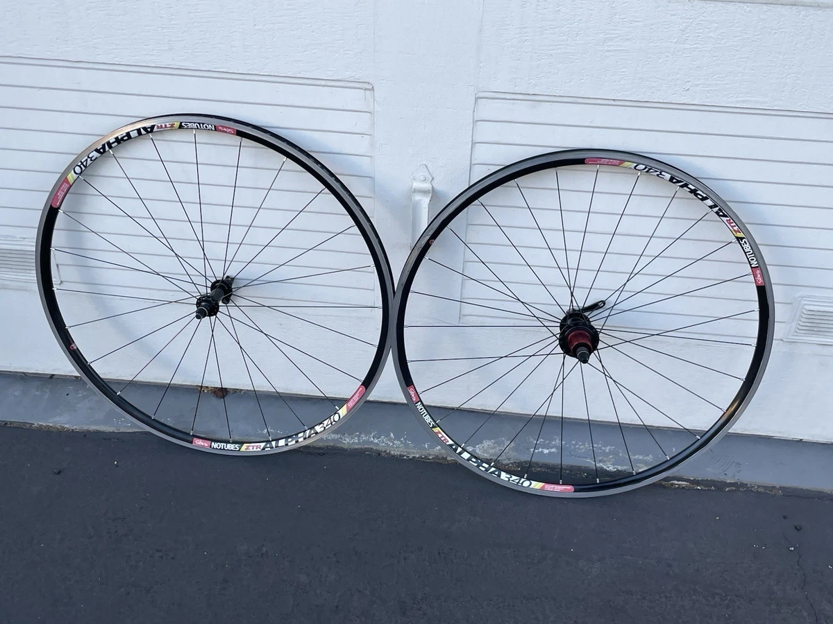 26インチホイール、XTRハブ、リム：STANS No Tube、センターロック スタンズノーチューブ STANS NOTUBES ZTR FLOW S1 29インチ ブースト