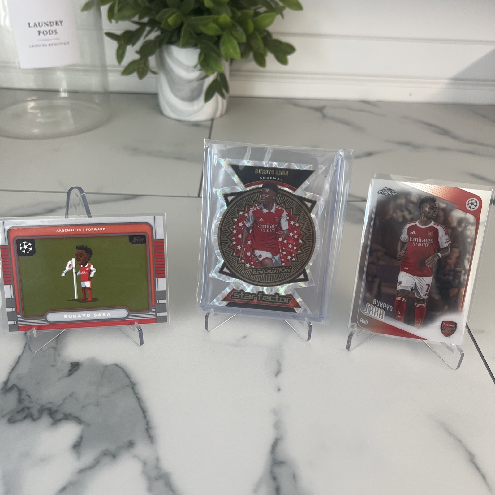 2022-2026 Bukayo Saka PSA 9 & 10 TOPPS Case Hits Soccer Brush Home Advantage view 3