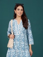 Indian Women BEAUTIFUL Blue COTTON Paisley Printed Kurta Kurti Top Tunic Dress