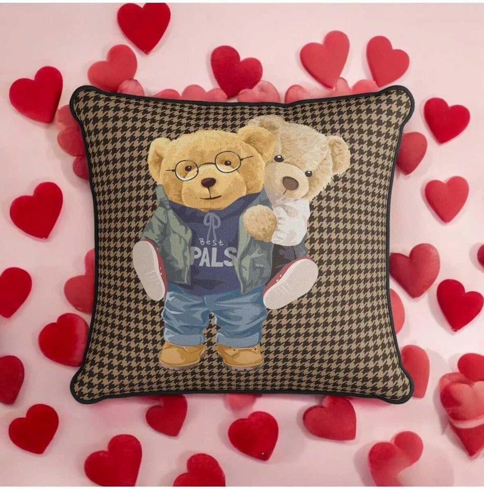 Fluffy Velvet Christmas Pillow Cover - Adorable Teddy Bear Design 45x45 cm - Image 3 of 4