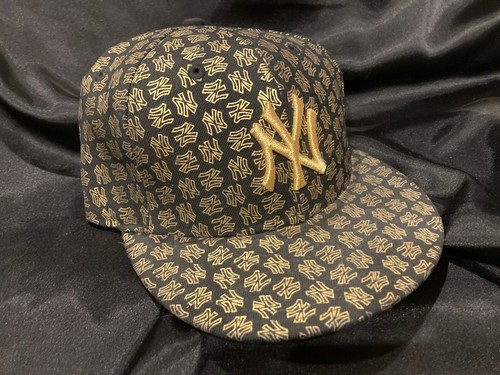 NY Yankees New York Black Gold Metallic 
