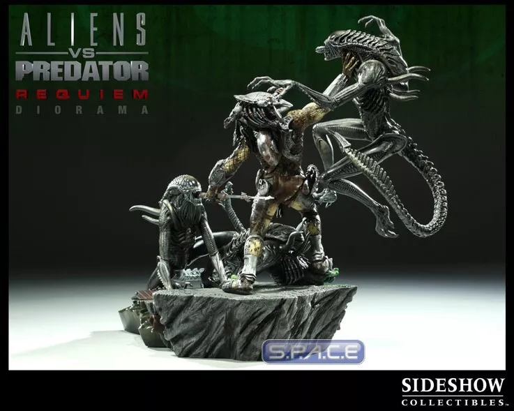 Sideshow Aliens vs. Predator Requiem Diorama Statue