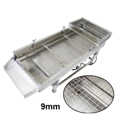 Single Layer Linear Vibrating Screen Sieve 9mm Square Holes Shaker Sifter 80W