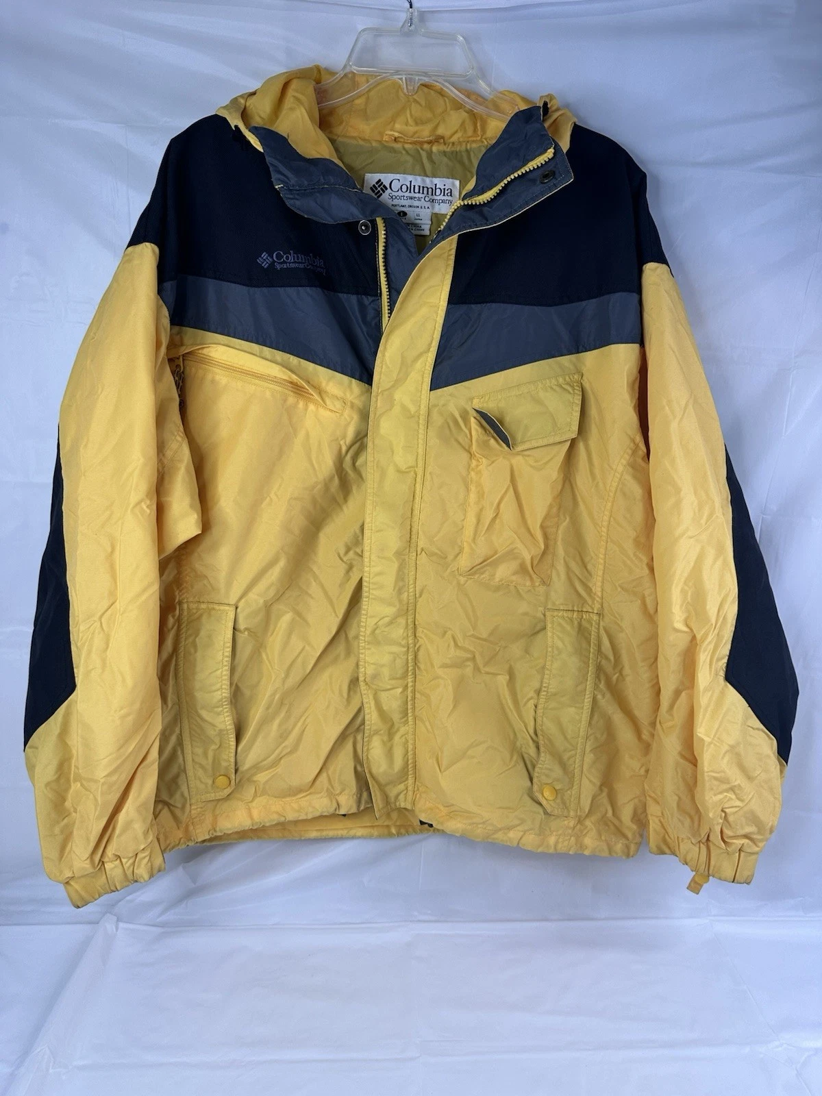 Vintage Columbia Boulder Ridge Ski Snow Jacket Size Large Yellow Blue
Opens in a new window or tab