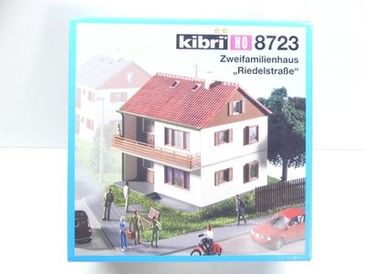Kibri H0 8723 Bausatz Zweifamilienhaus ''Riedelstr'', ungebaut, NEU in OVP #68020