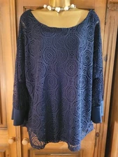 Frank Lyman Double Layer Navy Embroidered Top Size 22