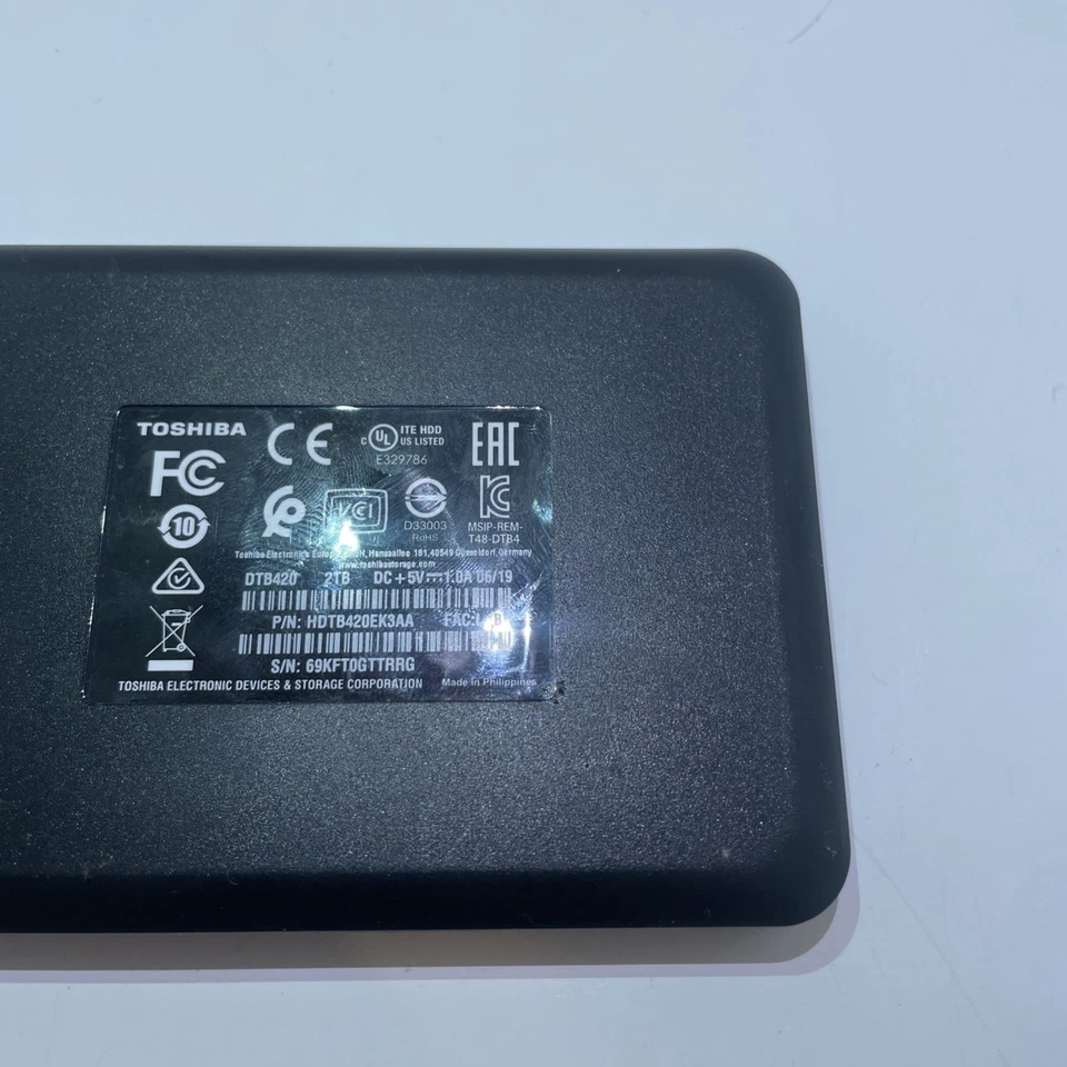 Toshiba Canvio DTB420 2TB USB 3.0 External Hard Drive - Image 4 of 4