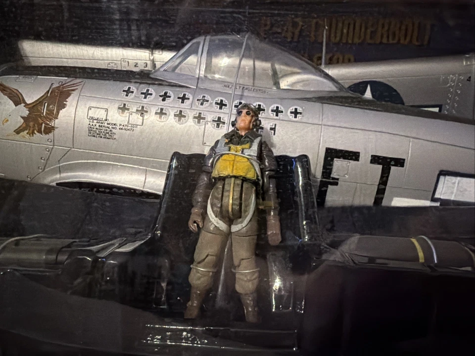 ULITMATE SOLDIER 1:18 SCALE P-47D THUNDERBOLT BUBBLETOP - Image 3 of 4