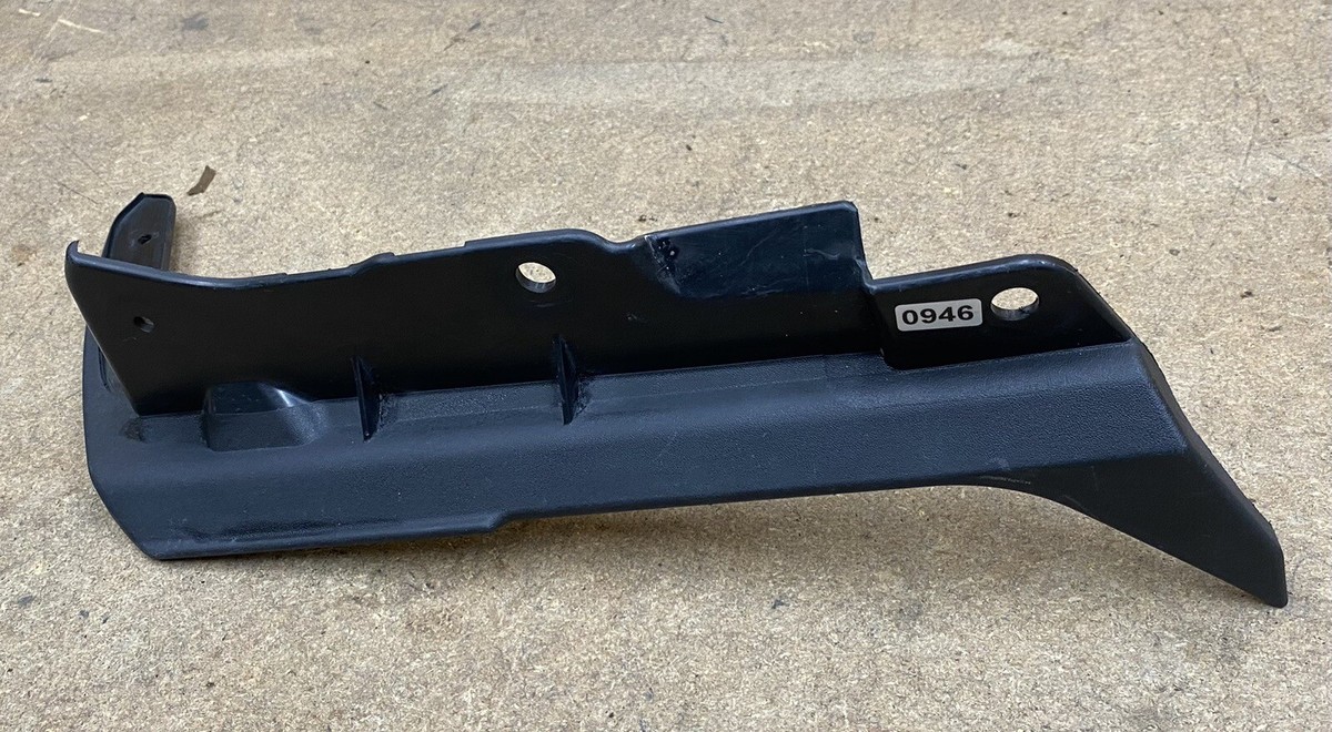 2019 - 2023 TOYOTA RAV4 FRONT RIGHT INNER FENDER SPLASH SHIELD OEM